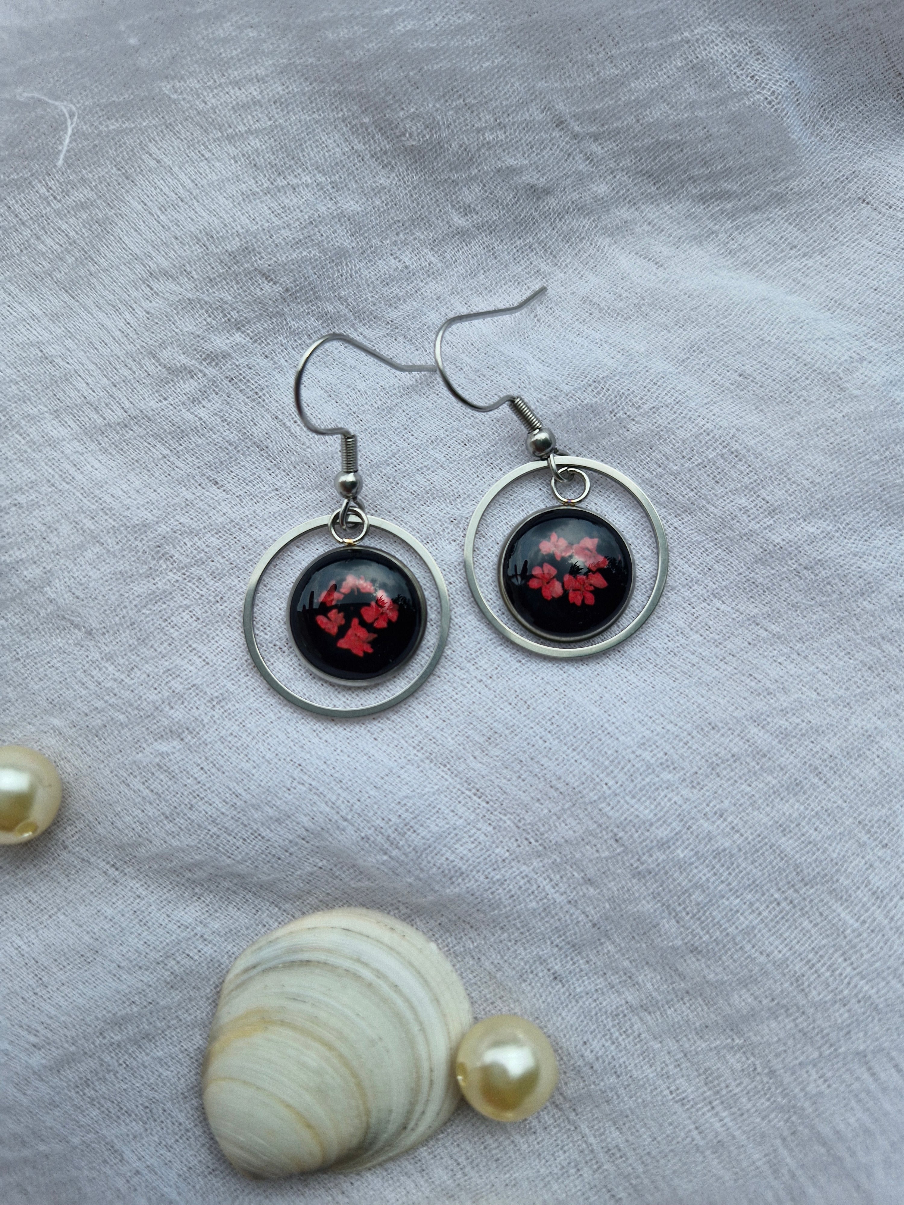 Scarlet Bloom Earrings – Botanical Resin Collection