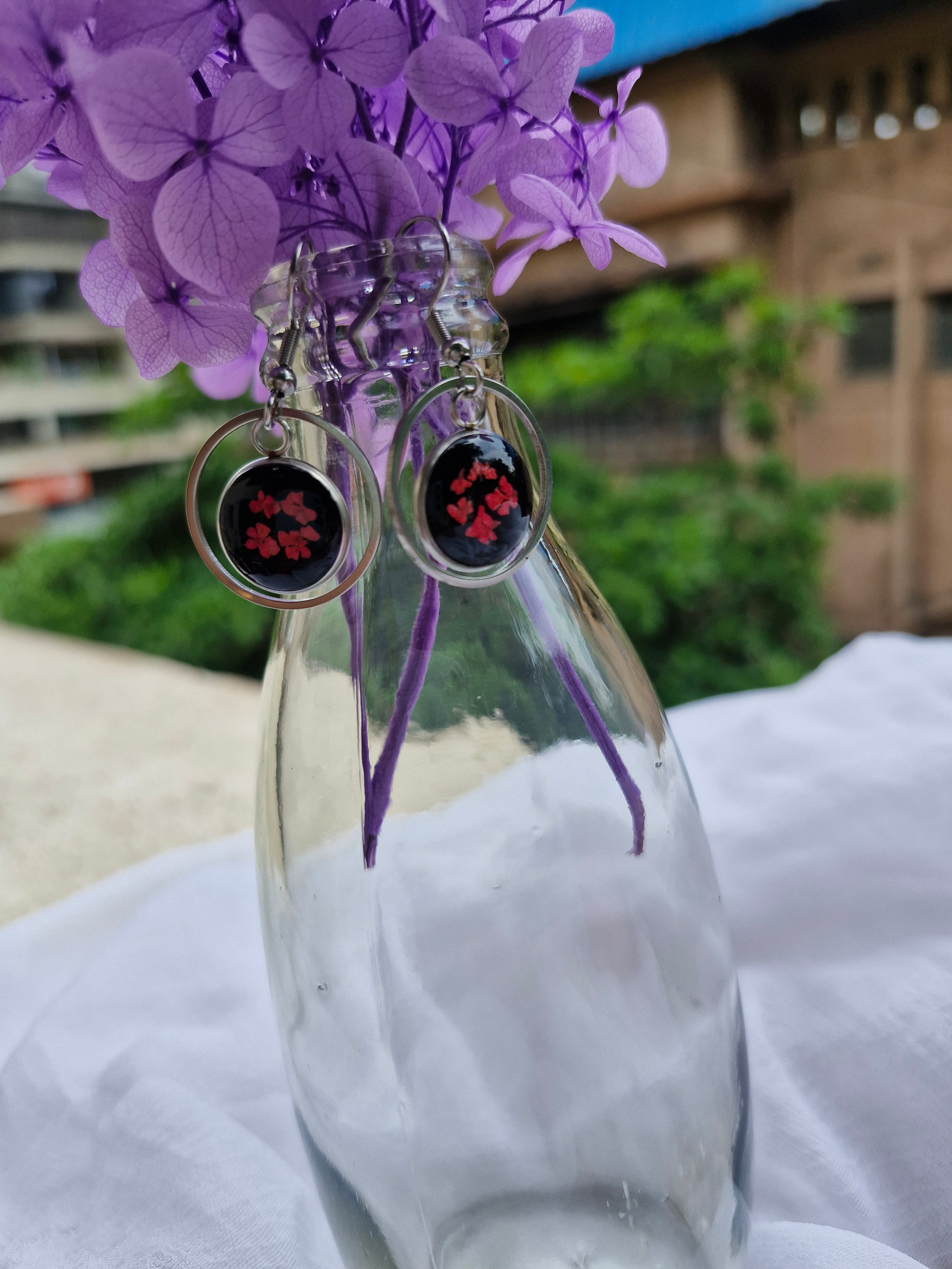 Scarlet Bloom Earrings – Botanical Resin Collection
