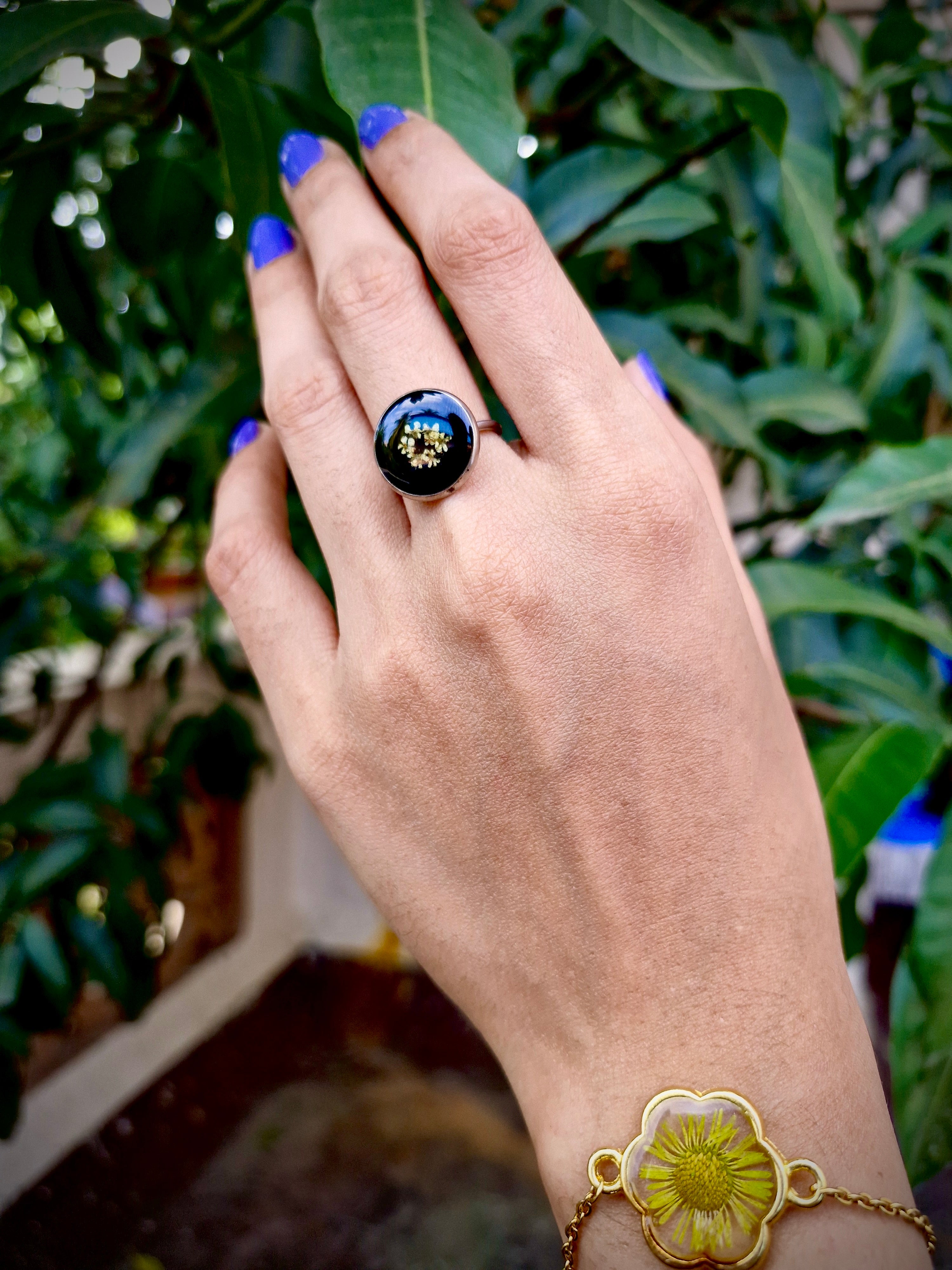 Black Resin Ring with Golden Floral Accent – Handcrafted by Artclassique