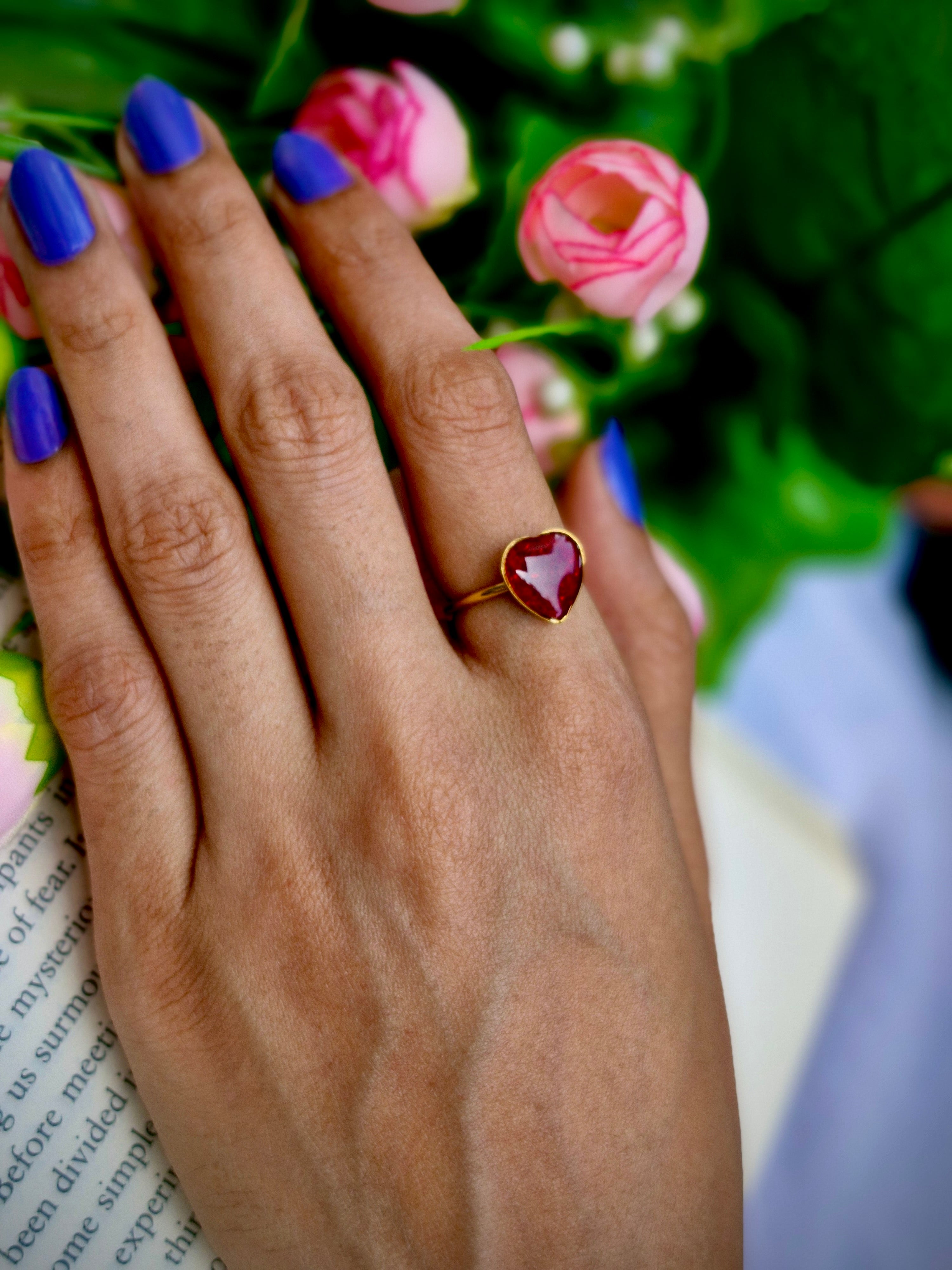 Heart-Shaped Red Resin Ring - Elegant Love Charm