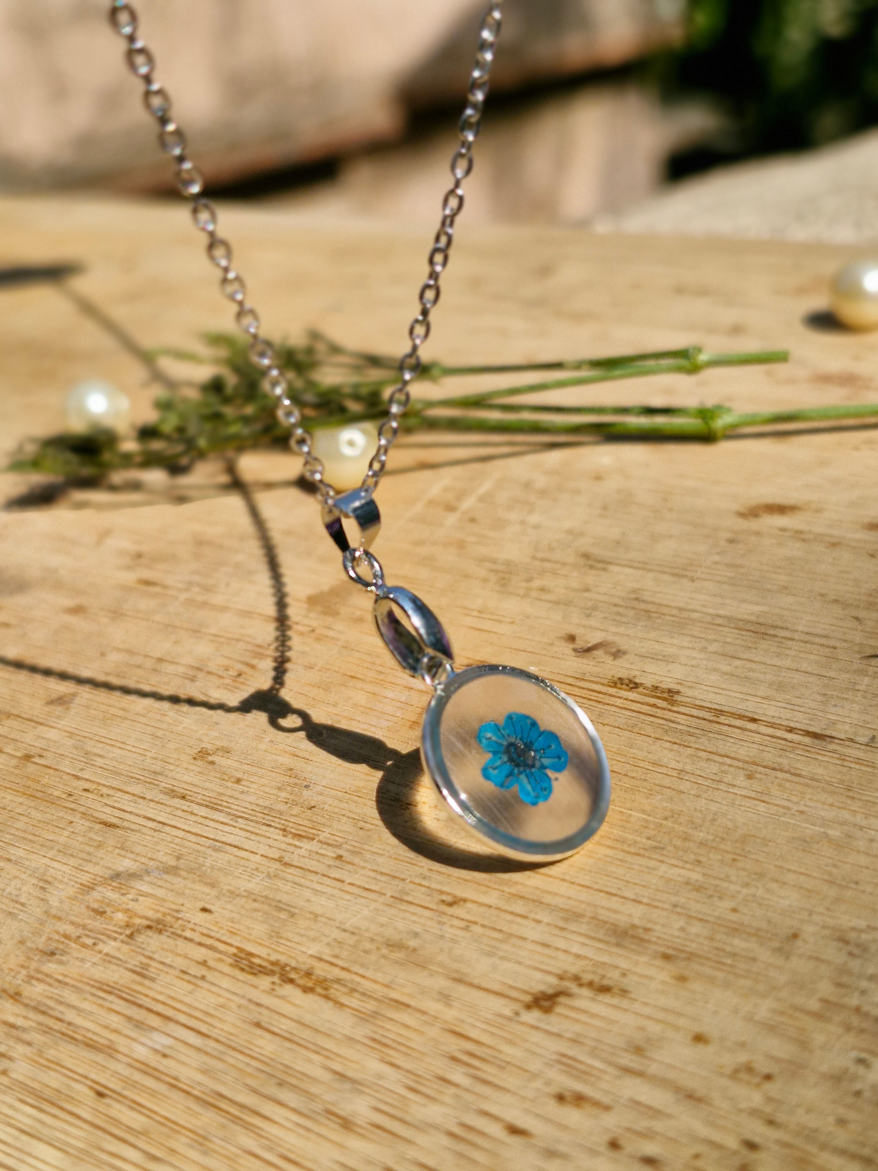 Sky Blue Floran Necklace - Crystal Clear Resin Necklace