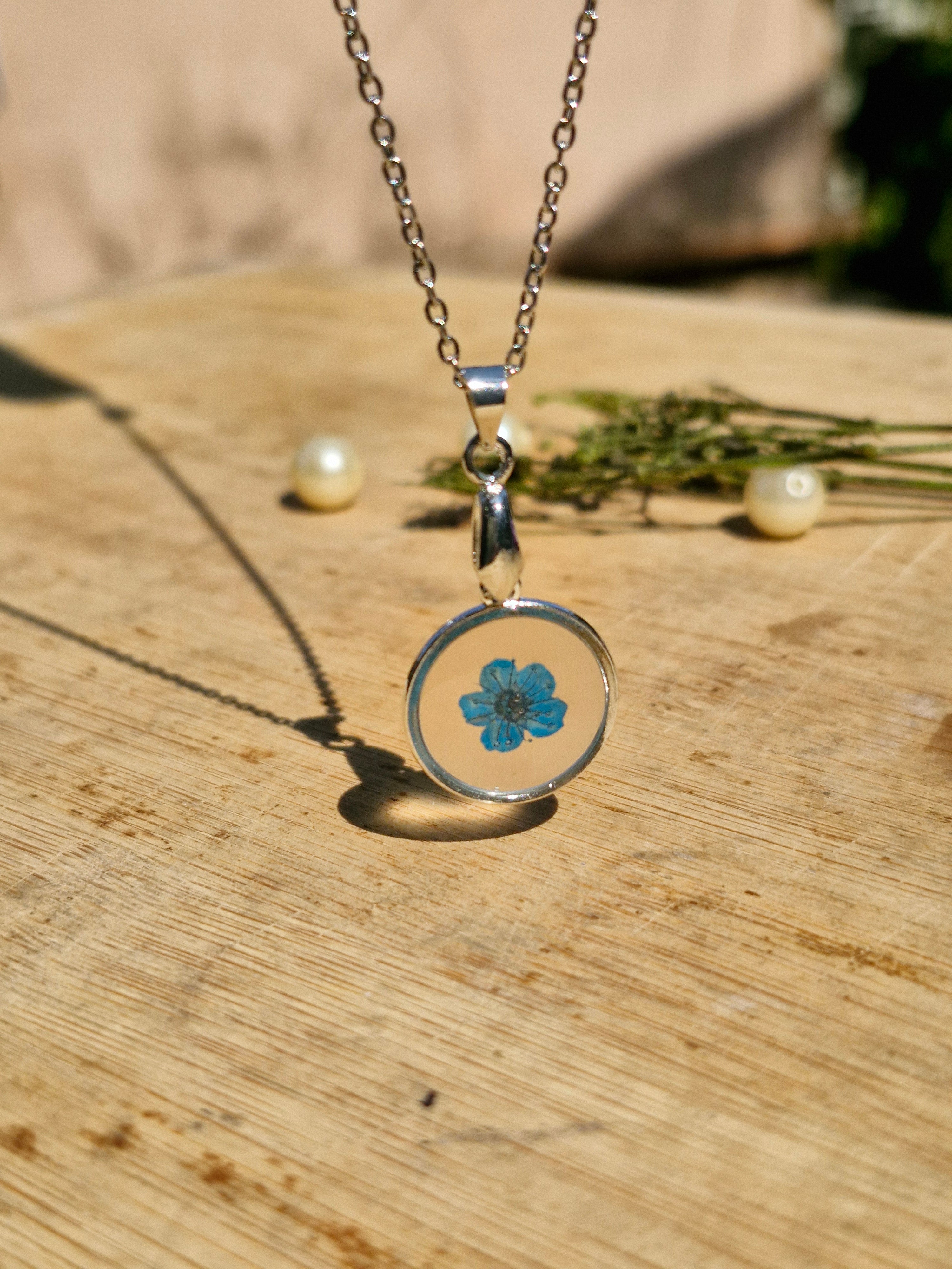 Sky Blue Floran Necklace - Crystal Clear Resin Necklace