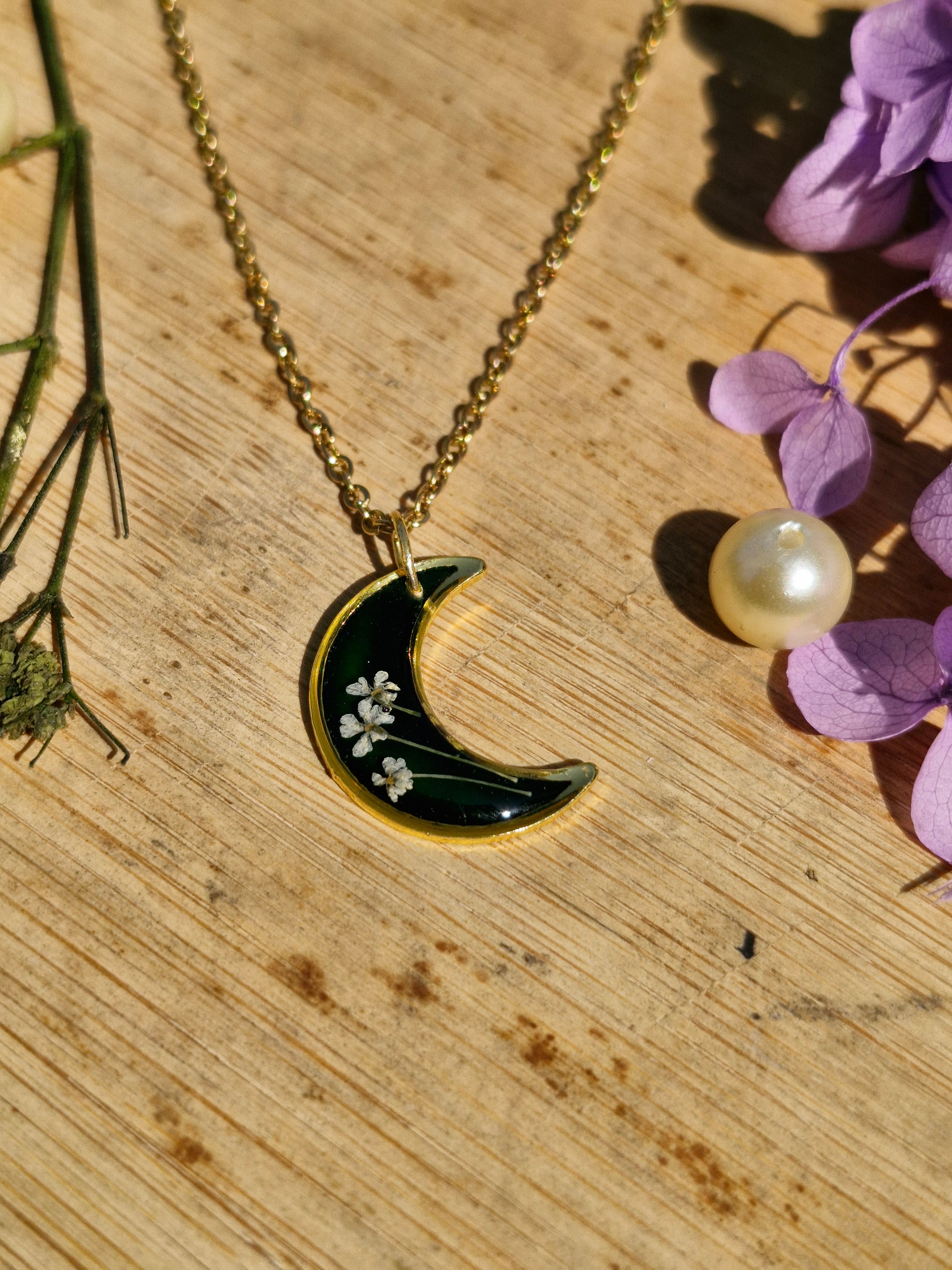 Moonlit Botanical Necklace - Forest Green Necklace