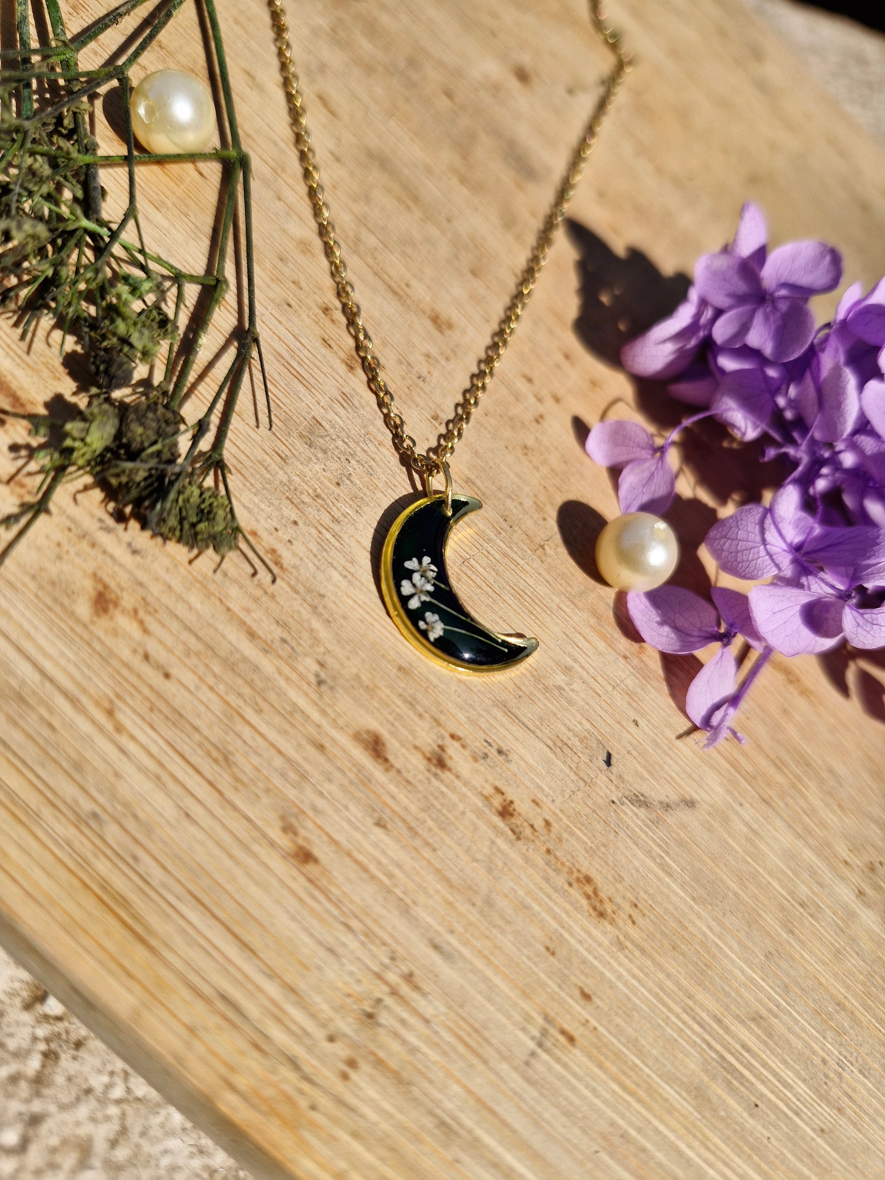 Moonlit Botanical Necklace - Forest Green Necklace