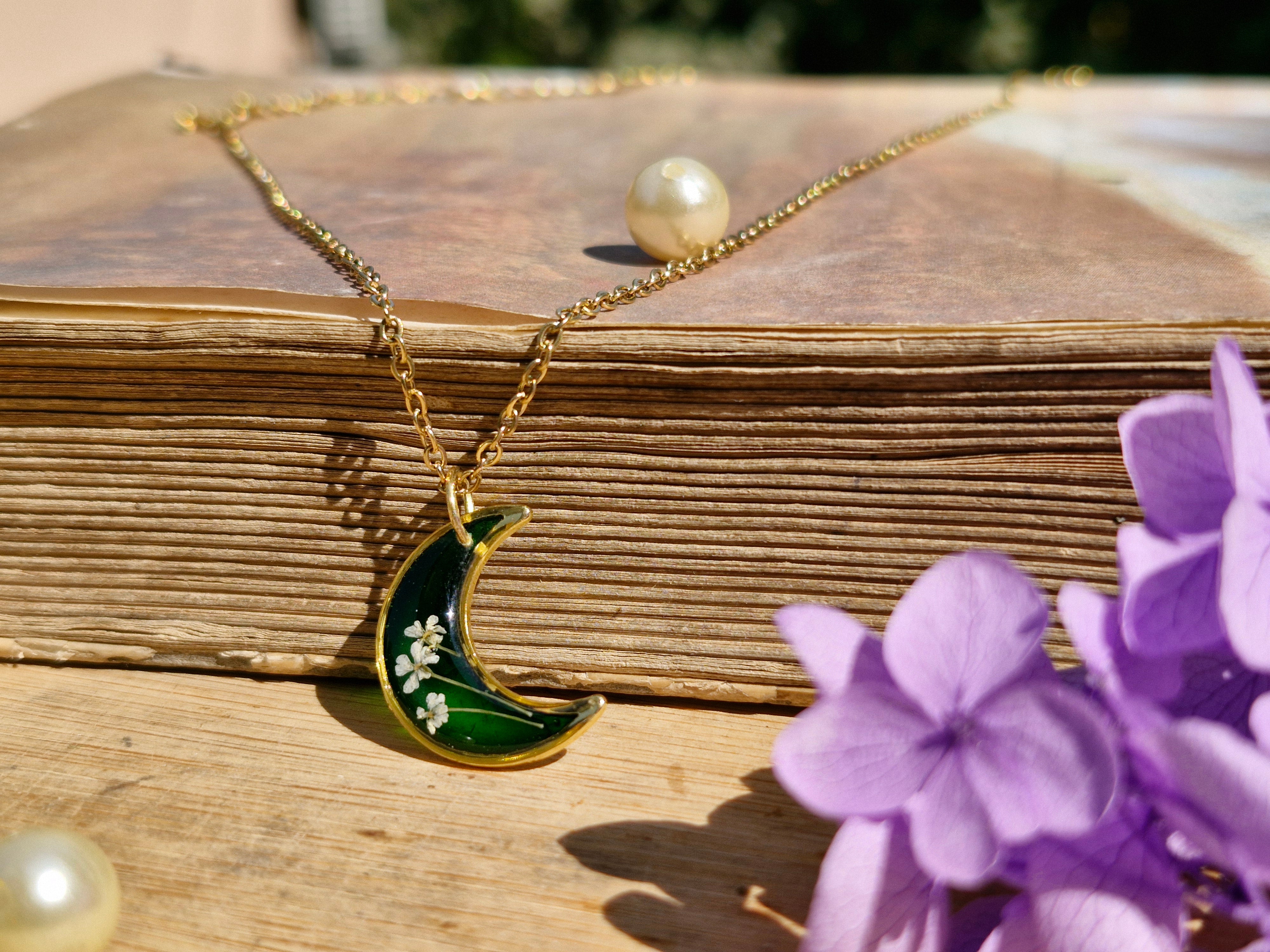 Moonlit Botanical Necklace - Forest Green Necklace