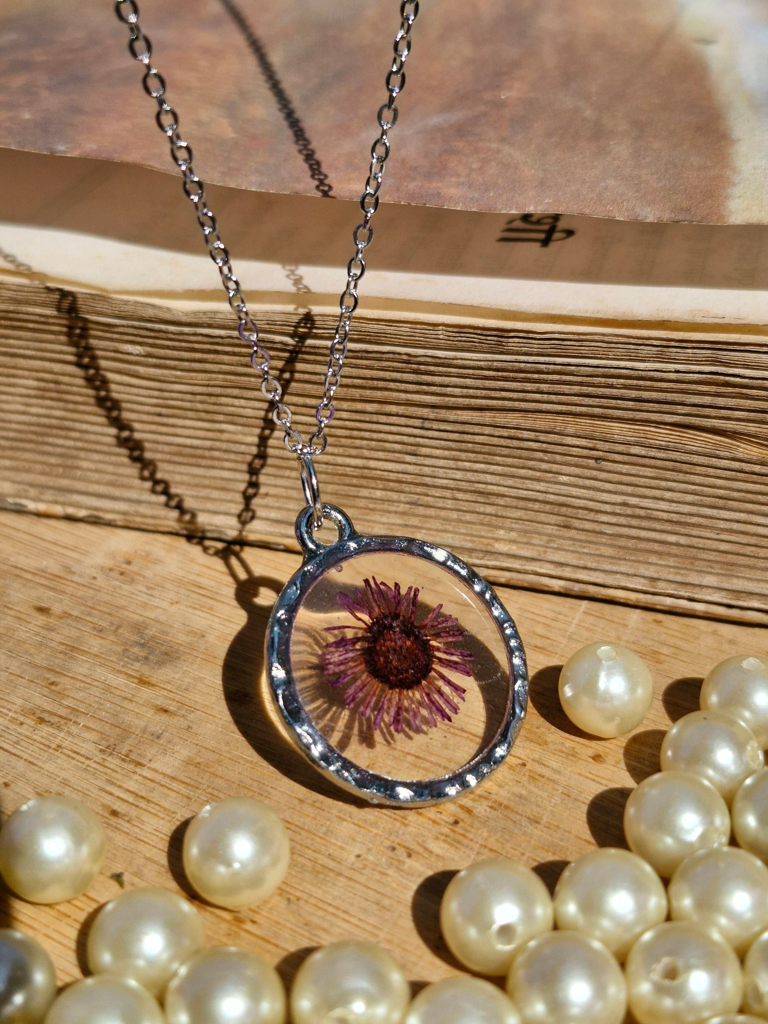 Meadow Flower Necklace - Purple Bloom Series